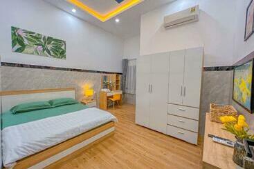 پانسیون Homestay Qhome