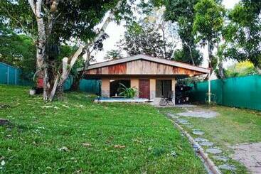 شقق خاصة سياحية Cabin Tabu Waterfalls