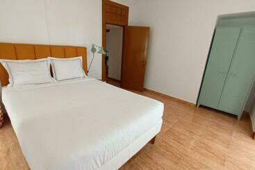 شقق خاصة سياحية Setubal Downtown Todi I