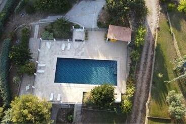 ツーリストアパートメント Superbe Bastide Vue Mer 12 14 Couchages