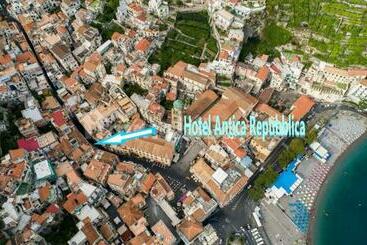 Aparthotel Antica Repubblica In Amalfi Center At 100mt From The Sea