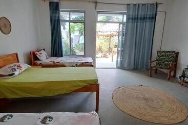 ベッドアンドブレックファースト Karibu House