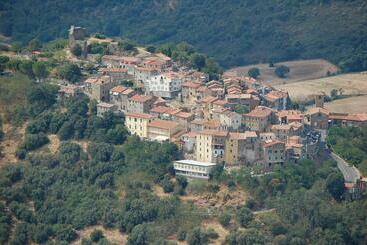 هتل آپارتمان Borgo Di Buriano Accoglienza Turistica Diffusa