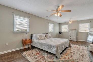 관광객 아파트 Eagle S Nest   Spacious Loft Downtown   Near Gsu