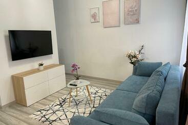 Апарт-отель Eden City Home