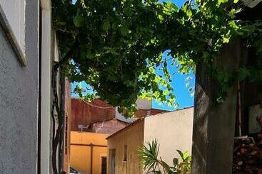 מלון כמוסות 3 Mini Studios In Siniscola