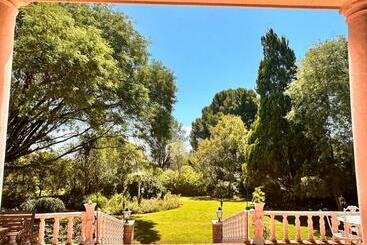 Farm Stay At Rosemary Cottage On Haldon Estate