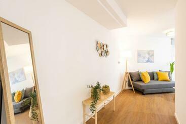 شقق خاصة سياحية Oleholidays Marbella 2000 Primera Linea De Playa