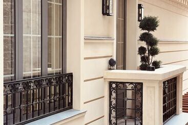 Particulier La Defense   Boutique Hotel Paris