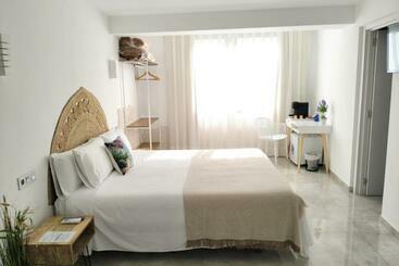 ペンション Hostal Aires Del Mar