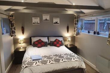 Пансион Sally S Bed And Breakfast