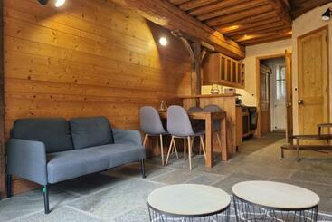 شقق خاصة سياحية The Ombelles Triplex #dm