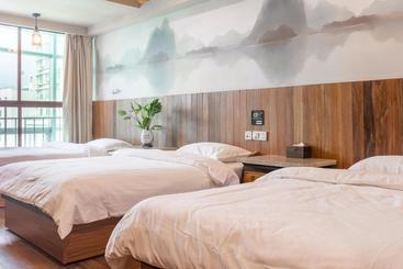 هتل Guilin Oasis Inn