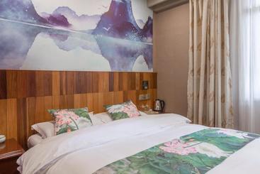 هتل Guilin Oasis Inn