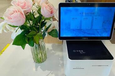 فندق Hanting  Yangzhou Wenchangge Shouxihu Road