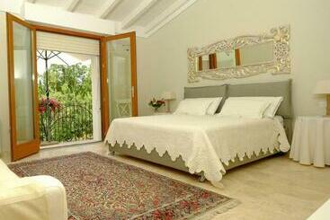 ベッドアンドブレックファースト Corte Dei Mirti, Camere Signorili