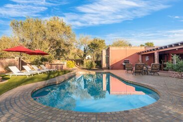 Жильё для туристов La Casona By Avantstay Gorgeous Spanish Style Oasis W Historic Charm Pool