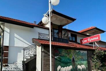 مُتل Prenociste Kod Brana