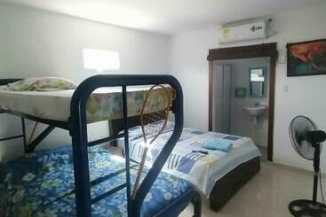 ペンション Habitaciones Y Apartamento Fania