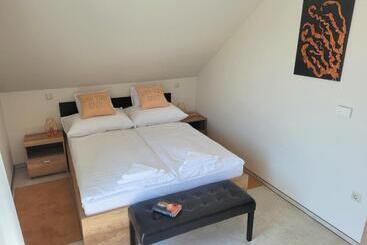 بنسيون Silver Lodge Vendégház Egerszalók