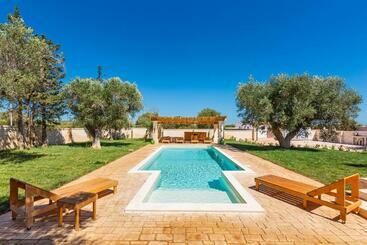 Жильё для туристов Tenuta Anna By Barbarhouse