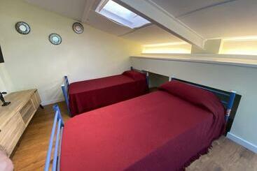 هاستل Casa Letran Guesthouse