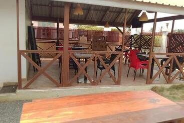 Bed and Breakfast Ezime Guesthouse And Pizzeria