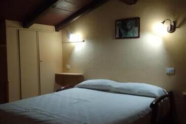 צימר L Oasi Di Juba