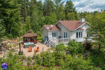 דירות לתיירים Chalet Sur La Colline Spa