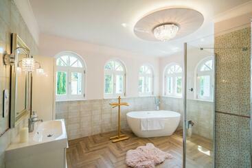 Apartamenty turystyczne Harmony Boutique Villa