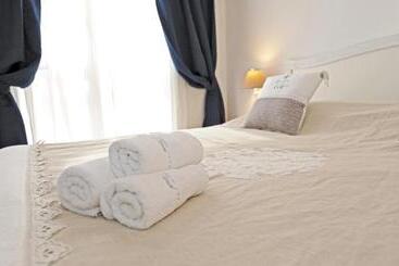 膳宿费 Tinel Rooms Old City Center