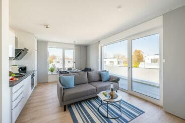 ツーリストアパートメント Villa 15   Penthouse Ankerplatz 2