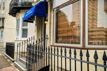 Bed and Breakfast Number 19 Brighton