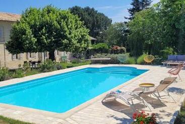 ベッドアンドブレックファースト Au Do Mayne Des Bouilles   Spa & Piscine