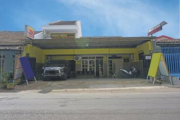 ホテル Putih Mulia Homestay Syariah
