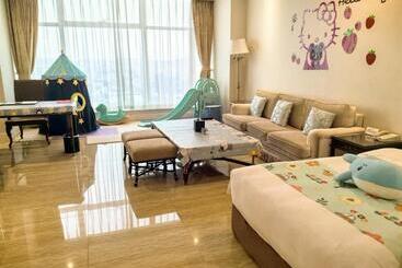 ホテル Qingdao Jinshi International