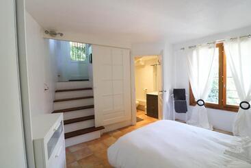 مبيت وإفطار Marie à Callas