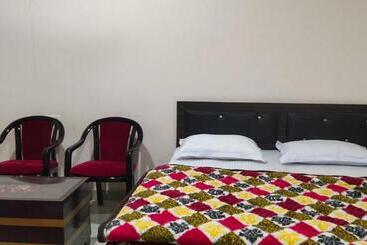 Отель Oyo 89839  Mohani Inn And Banquet