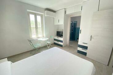 膳宿费 San Teodoro   Civico 35