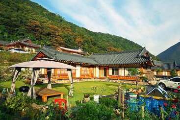 Danyang Haru Hanok Pension
