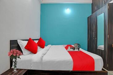 Flagship Hotel Saksham