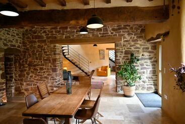 ベッドアンドブレックファースト Les Chambres Aux Loups