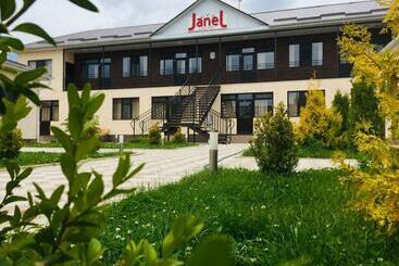 پانسیون Guest House Janel