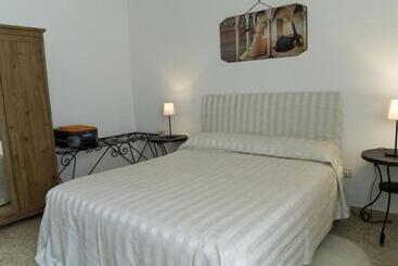 ペンション La Rocca