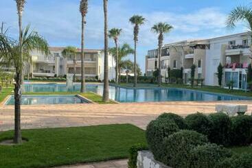 דירות לתיירים Apt Balnéaire à Louer Piscine & Plage