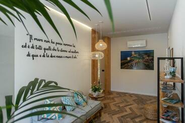 민박 Brezza Marina Guest House