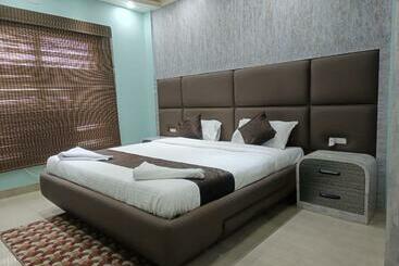 ホテル Green Heaven Shree