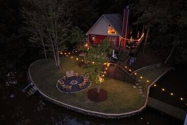 شقق خاصة سياحية Bear Creek Cottage