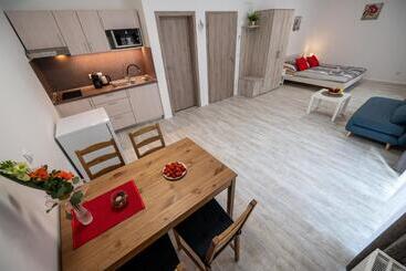 פנסיון Penzion Kamenný Dvůr