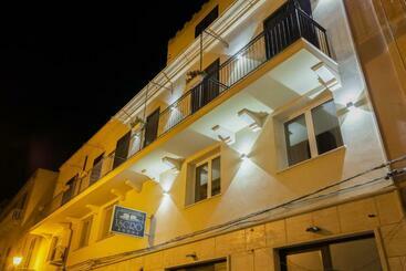 住宿加早餐  Isgrò Rooms